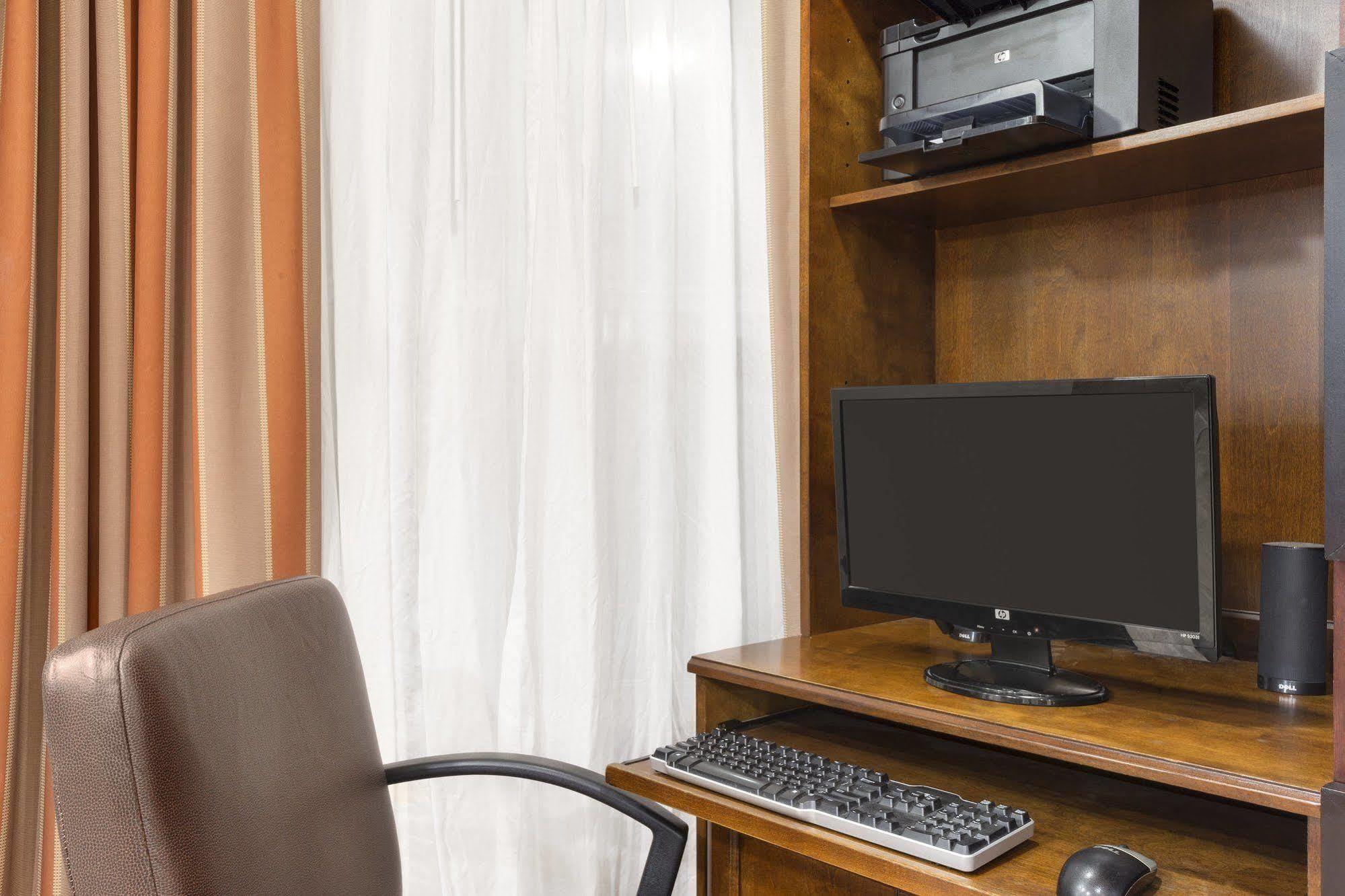 Country Inn & Suites By Radisson, Elk Grove Village-Itasca Eksteriør bilde